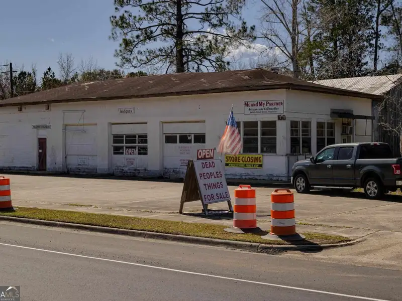 4-acre Commercial Property with Historic Fire Museum on Us Hwy 17, Woodbine