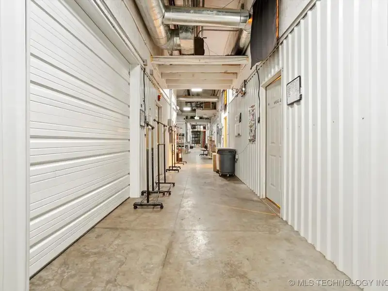Modern Industrial Property on 9 Acres with Versatile Space and Expansion Potential