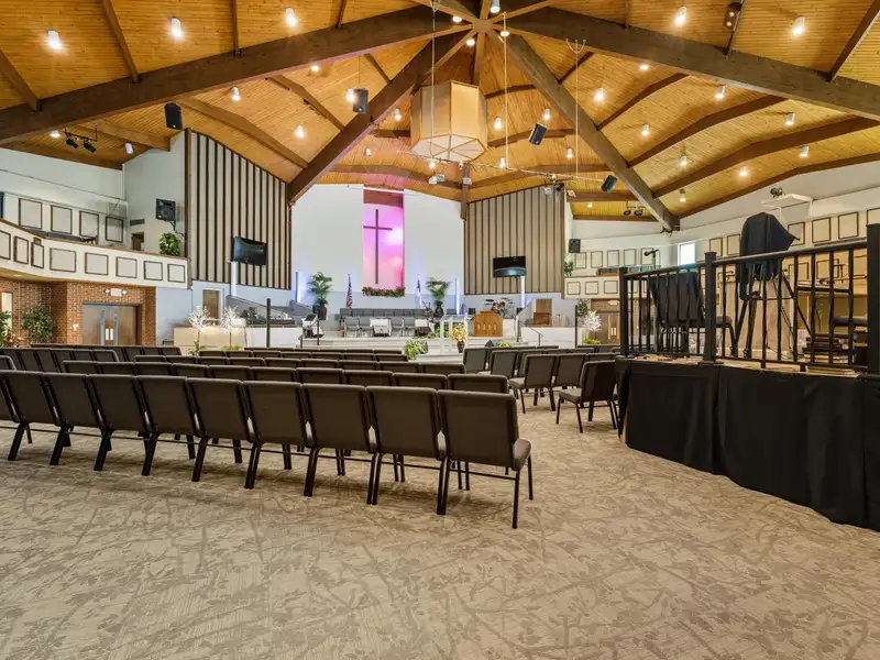 Multi-use Church Property with School and Daycare Facilities in Prime Location