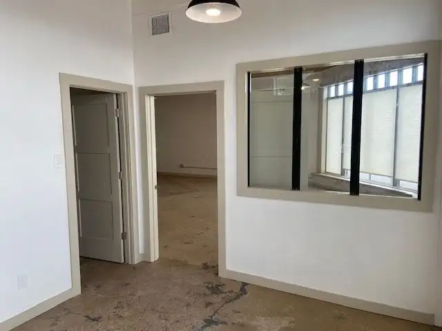 Charming Condo in San Antonio's Fredericksburg Road Area