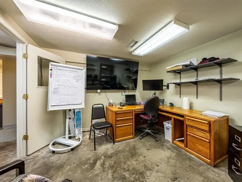 Versatile Office Space in Central Durango with Dental/medical History and Ample Parking