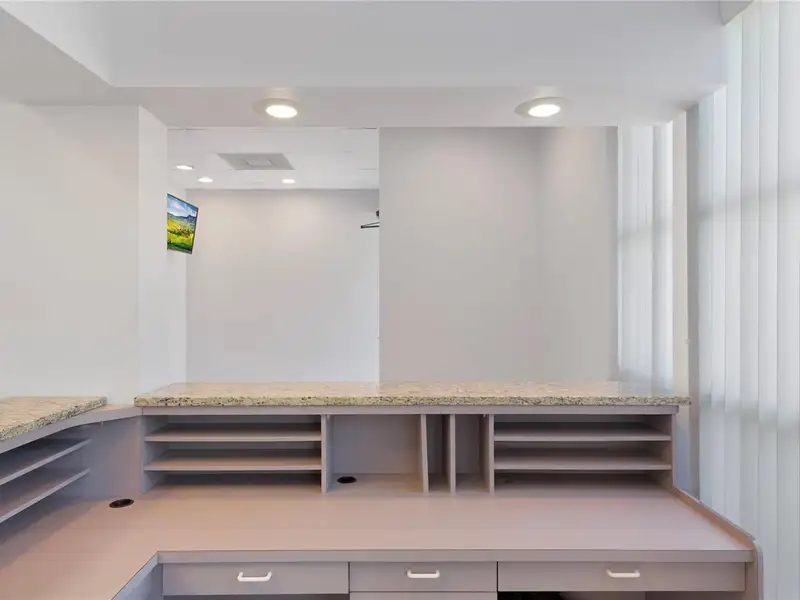 End Unit Tri-plex Commercial Space with Parking in Prime Location