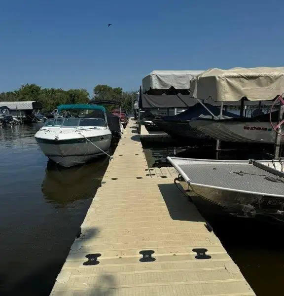 Premier Full-service Marina with 95 Slips on Rock River, Direct Lake Access