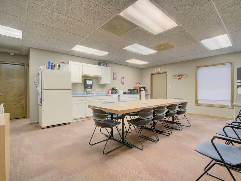 Move-in Ready 5,000 Sq Ft Commercial Space in Prime Edgewood Location