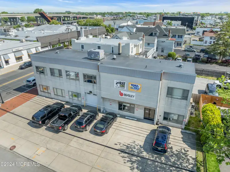 Versatile Commercial Lease in Prime Belmar Location, 5,000 Sq. Ft. Total Available