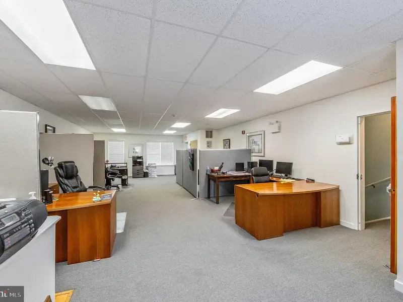1st Floor Office Condo in Glen Mills, Pa on Baltimore Pike Retail Corridor