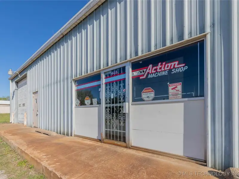 Versatile Former Machine Shop in Prime Downtown Sand Springs Location