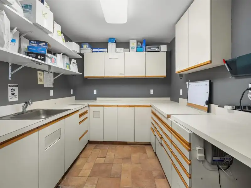 Unique Multi-use Property with Dental Practice and 2+ Bedroom Apartment in Prime Location