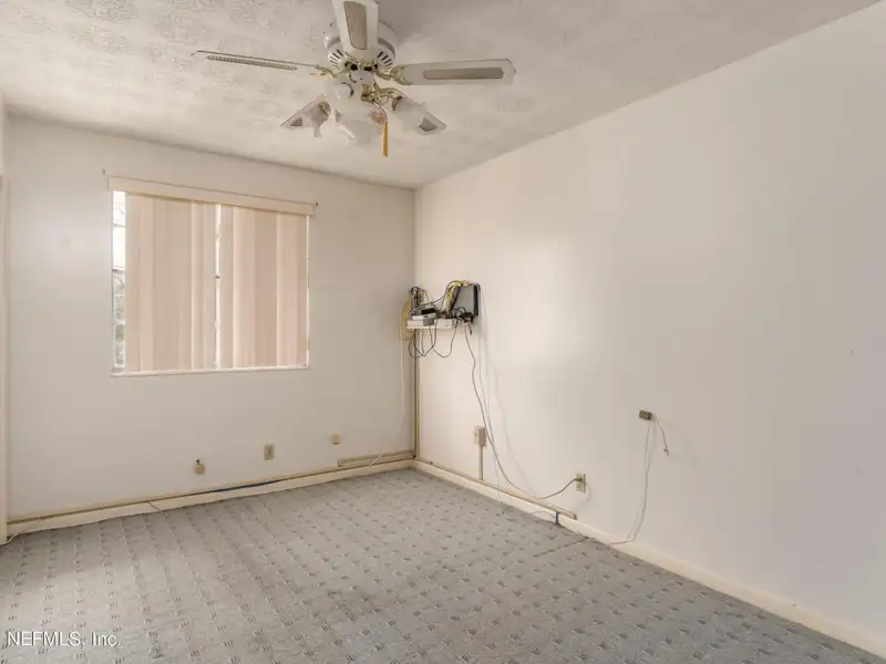 Versatile 4,900 Sq Ft Building on 1.07 Acres for Office, School, or Medical Use