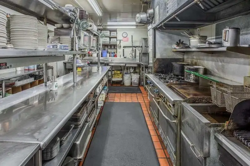Turnkey Restaurant and Bar with Lake Views in Northwoods Area