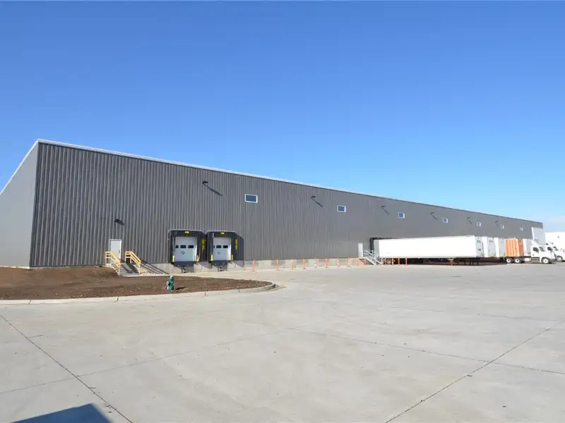 Modern Warehouse with High Bay Storage in Midwest Commerce Park, Near I-380 and Airport