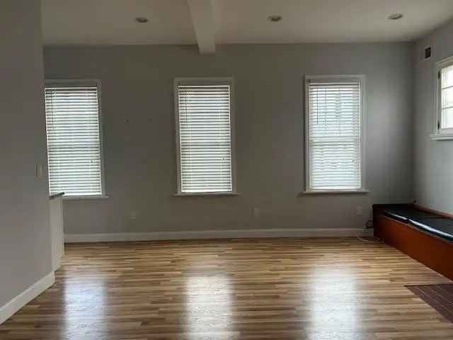 Versatile 750 Sq Ft Office Suite in Prime Village of Walden Location