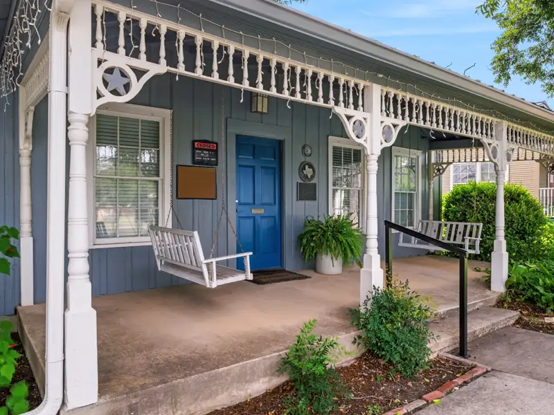 Historic Vintage Office Building with Additional Income Potential in Downtown Boerne