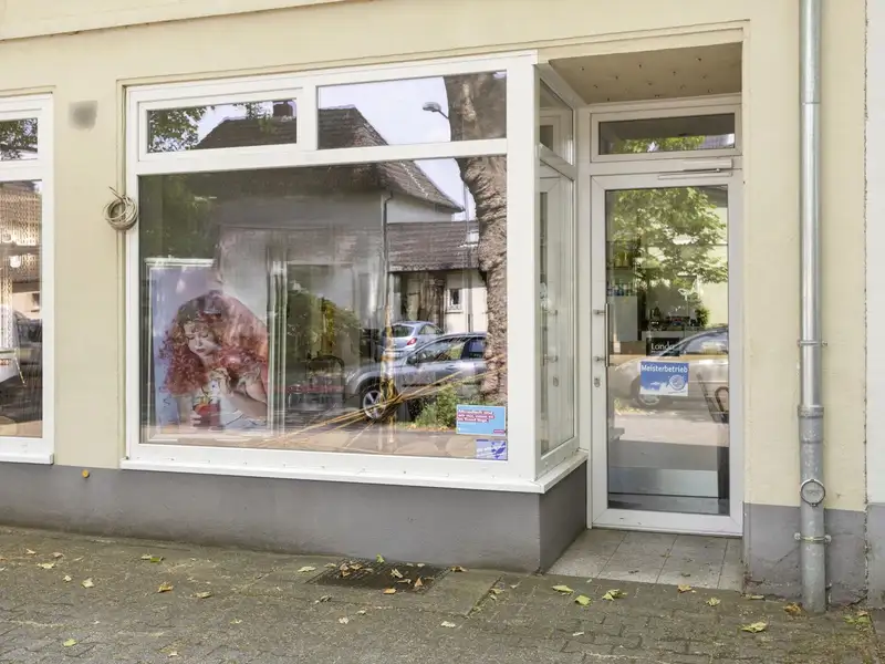 Versatile Ground-level Retail Space with Dual Entrances and Basement Storage