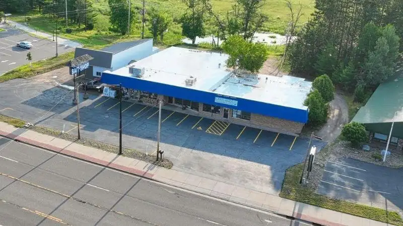 Premier Fishing Retail Store and Bait Shop in Minocqua, Wi on 2.62 Acres