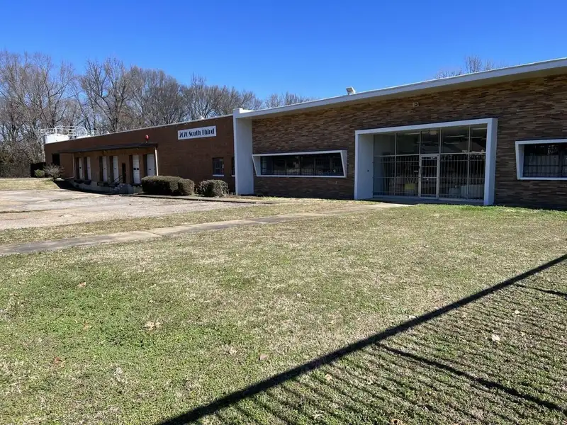 57,500 Sf Industrial Property with Office Space and Dock Access in Prime Location