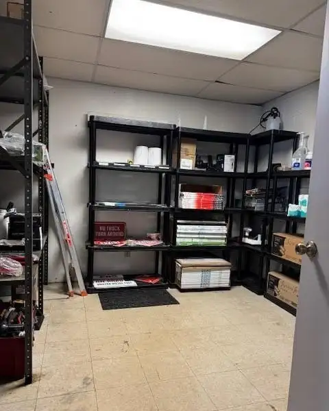 Industrial Business Suites for Lease in La Porte, in - Flexible Sizes Available