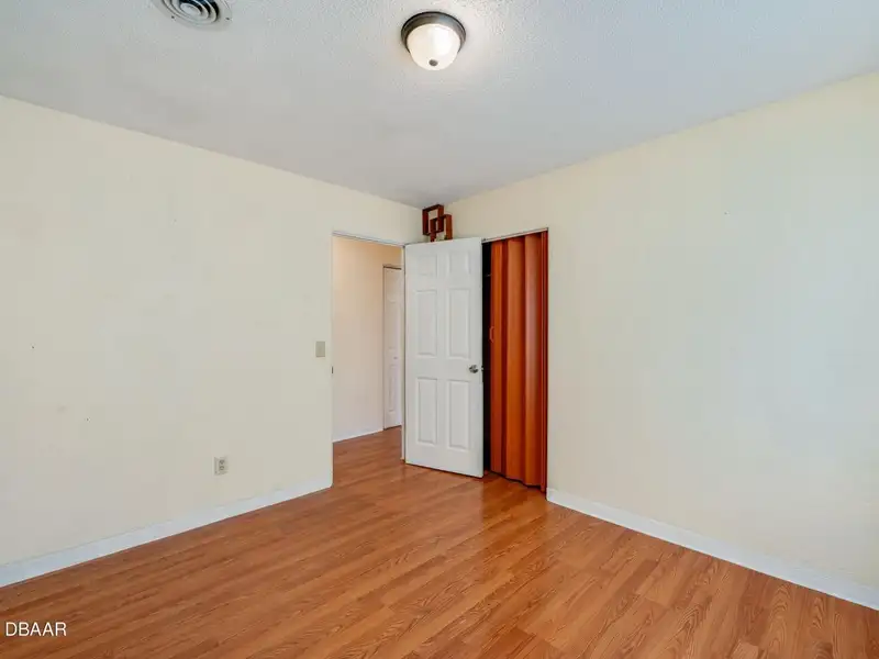 Versatile Single Family Home on 1/4 Acre in Sfr-5 Zoning