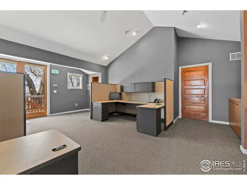Bright Office Condo with Mountain Views in Niwot, Colorado
