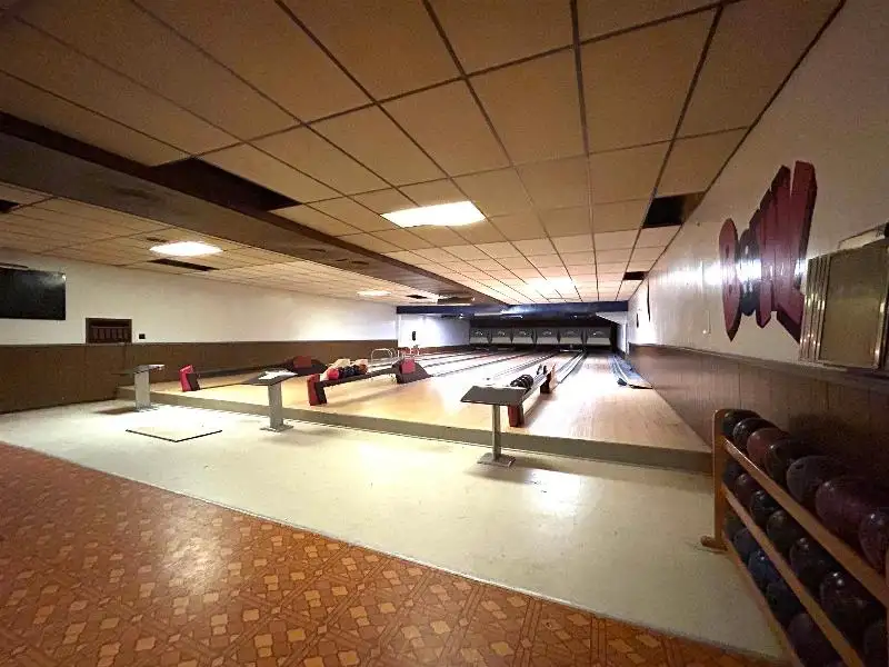 Turnkey Bar & Grill with Bowling Alley in Rural Wisconsin