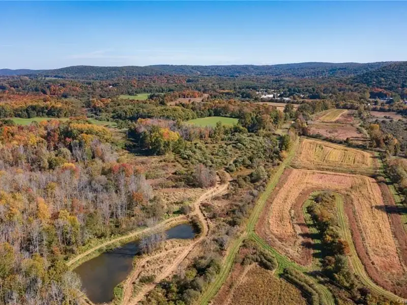 558+ Acre Parcel in Pawling, Ny – Ideal for Residential or Commercial Development