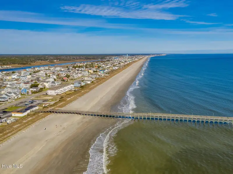 Coastal Live/work Property with 3-bed Home and Flexible Commercial Space