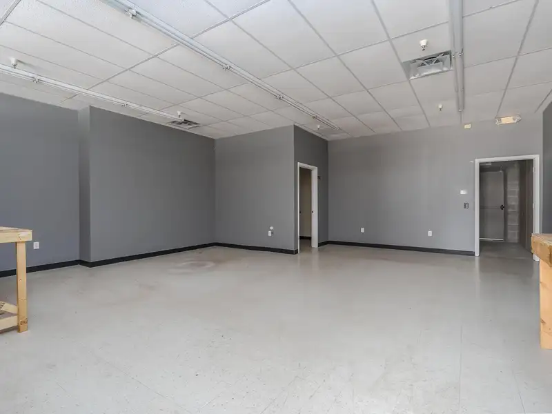 Prime 1,500 Sf Retail Space for Lease in Portage at High-traffic Corner