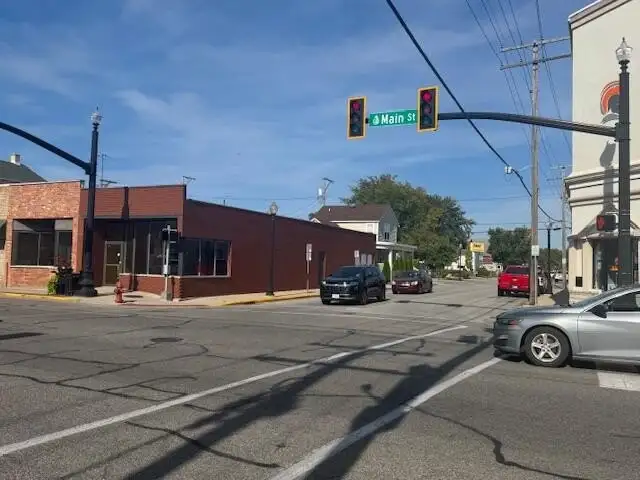 Ground-floor Retail/office Space in Downtown Hobart - 864 Sf Corner Location