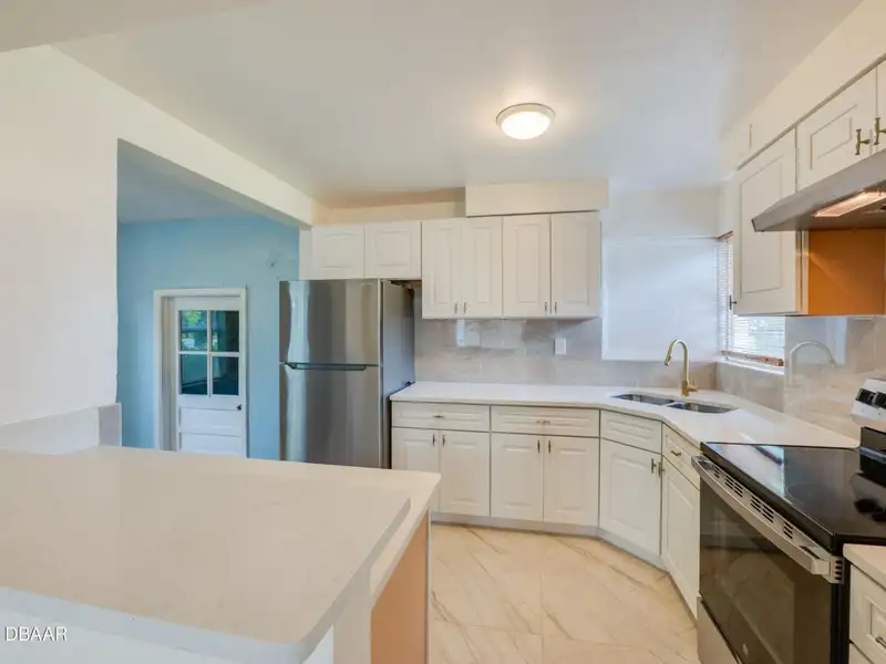 Versatile Single Family Home on 1/4 Acre in Sfr-5 Zoning