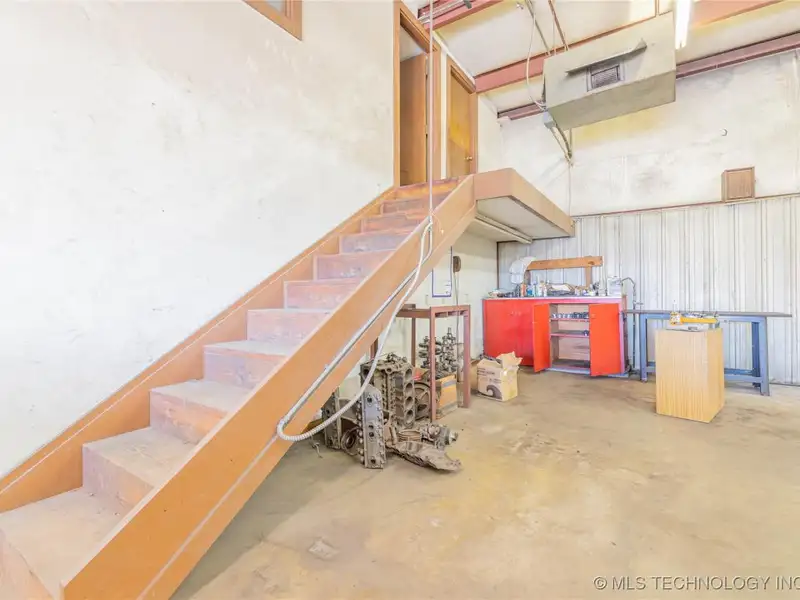 Versatile Former Machine Shop in Prime Downtown Sand Springs Location
