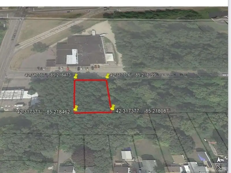 Buildable 0.35 Acre Commercial Lot in High Traffic Area of Battle Creek
