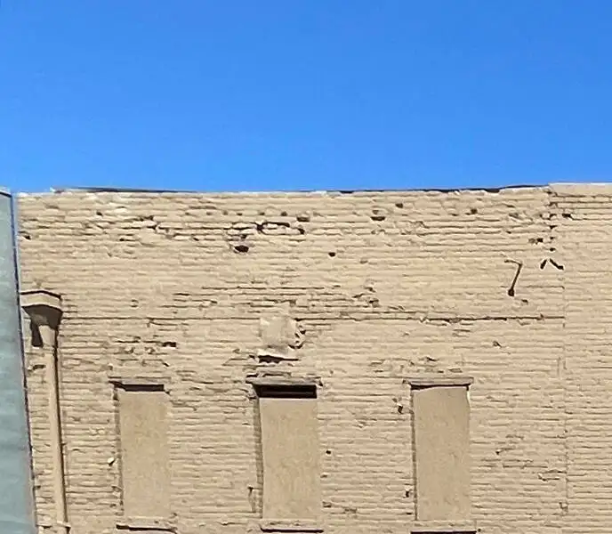 Commercial Building with Retail Units for Sale in Nogales, Az Business District