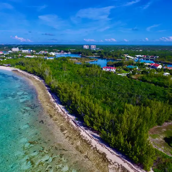 FREEPORT, GRAND BAHAMA BEACHFRONT/CANAL-FRONT ACREAGE