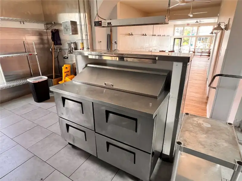 Turn-key Restaurant Space for Lease in Mt. Vernon with Fully Equipped Kitchen