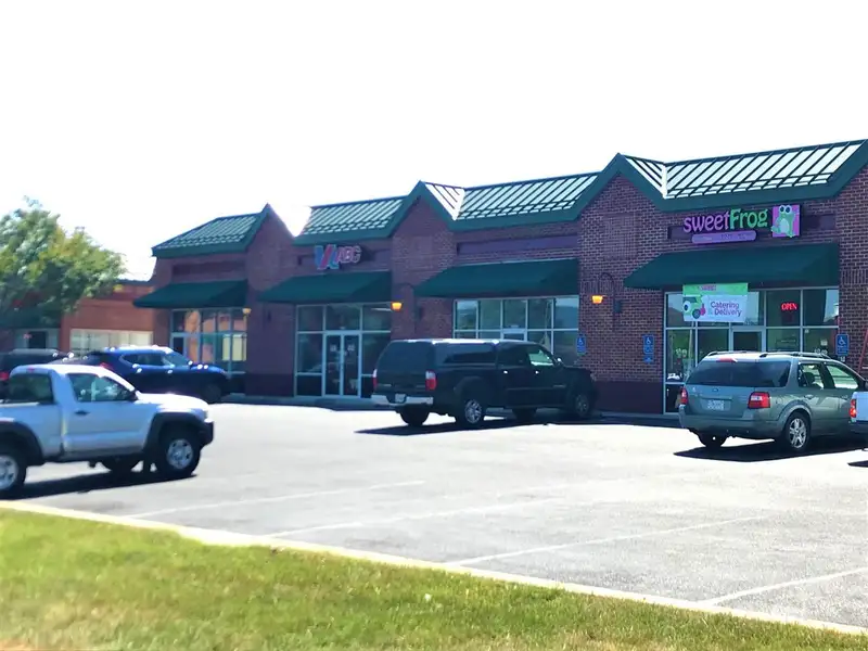 Retail Spaces Available in Established Shopping Center Near Walmart, Lucy Lane