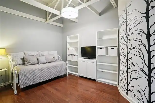 Historic 3-bedroom Residence with Rooftop Terrace in Cbd, Plus 1-bedroom Unit for Rental