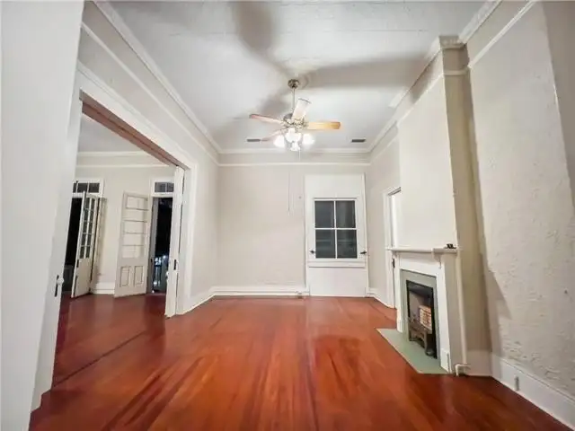 Versatile Mixed-use Property in Prime French Quarter Location