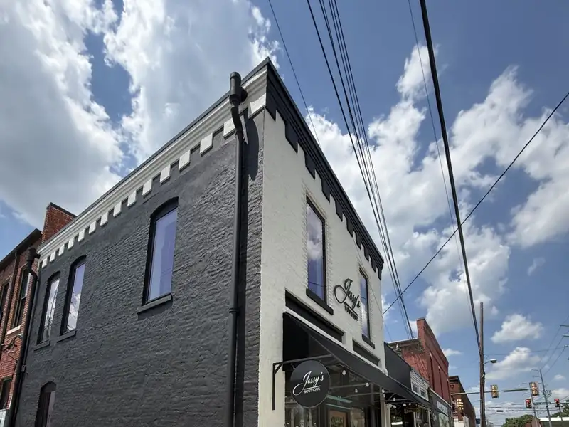 Retail Building for Sale in Downtown Lebanon - Upgraded Space with Office Area