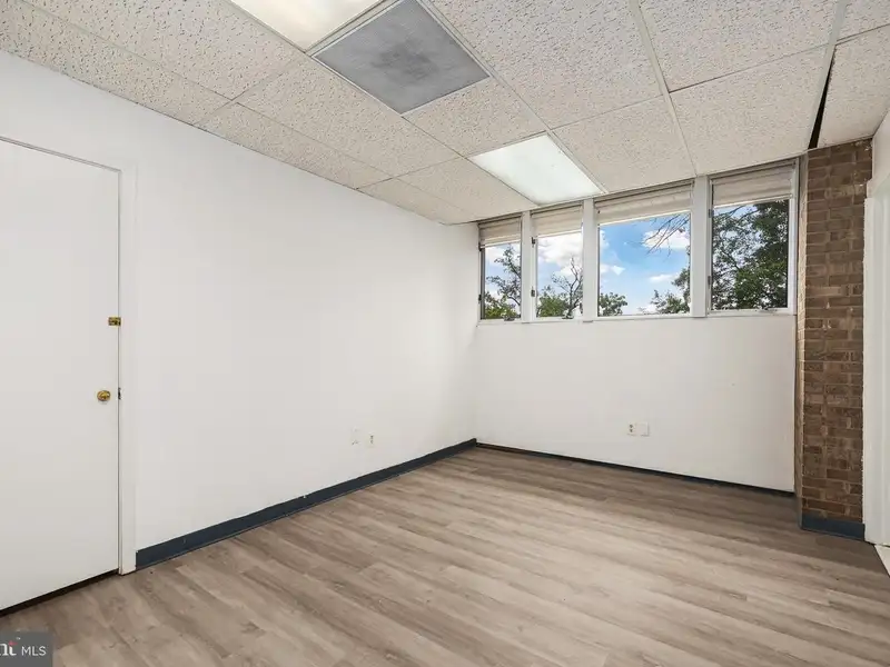 Commercial Building for Sale in Annandale - 8,202 Sq. Ft., Zoned C-3, Corner Lot