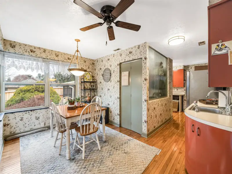 Ranch-style Estate Near Waynesville Inn, 5br/6.5ba, Ideal for Boutique Hospitality or Residence