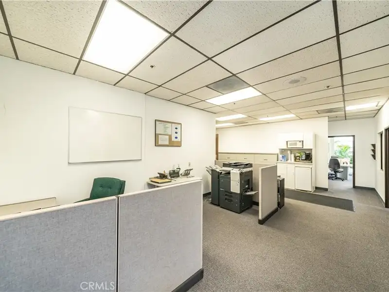 Versatile 21,447 Sq Ft Industrial/office Property in Orange's Thriving Commercial District