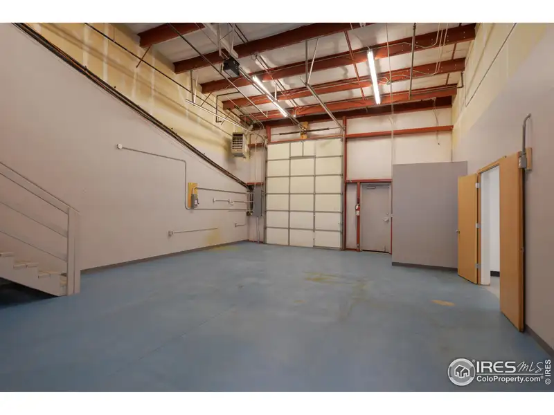 Industrial Office/warehouse for Lease in Loveland, Co - 5,057 Sf with Office Space