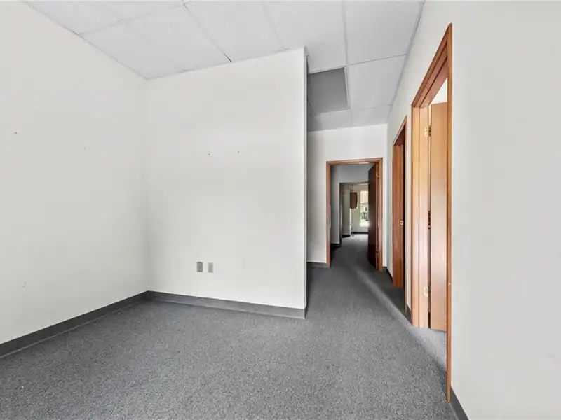 Versatile Commercial Building in Prime Location