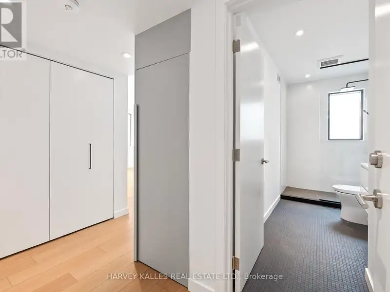 Modern Two Bedroom Suite in Bedford Park with High-end Finishes and Great Amenities