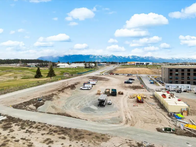 Commercial Lot 4 in High-traffic Retail Corridor, Flathead County