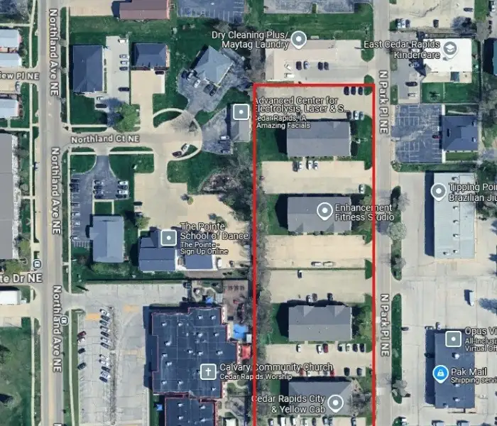 Four Office Buildings on 3.8 Acres in Lindale Area with Upgrade Potential