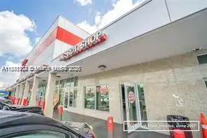 Modern Retail Plaza with 6.85% Noi in Miami Gardens, Fl - Icon Plaza