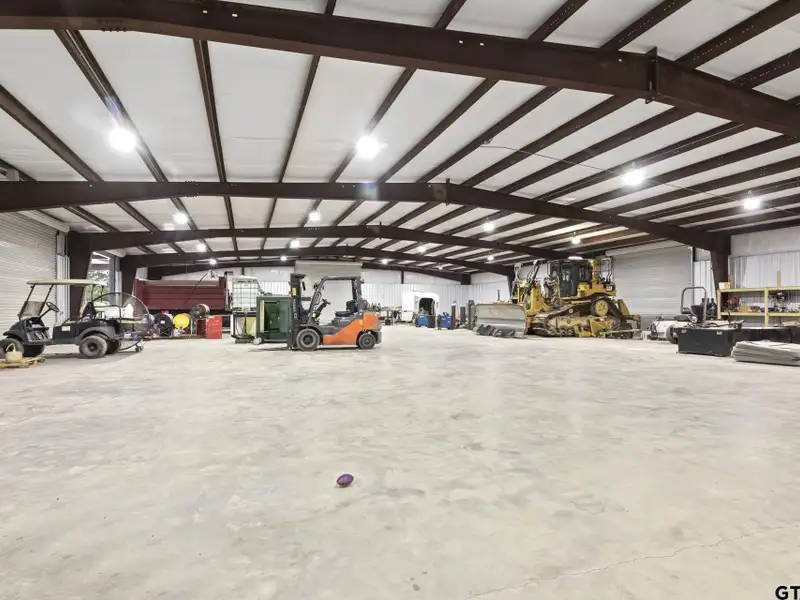 Expansive 13,500 Sq Ft Warehouse and Office on 11.5 Acres Along Highway 271