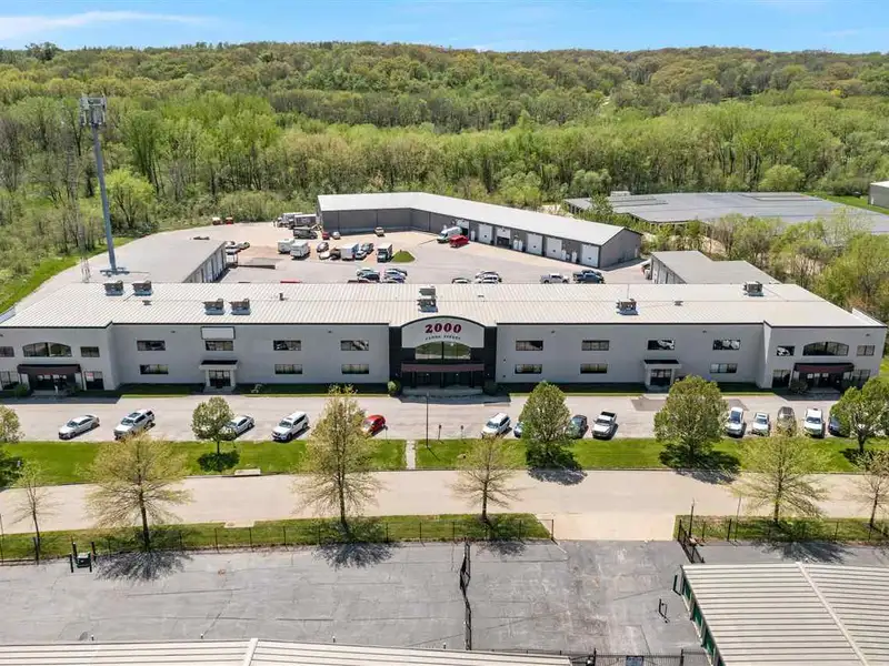 Warehouse Bay for Lease at 2000 James St, Near Coralville Strip