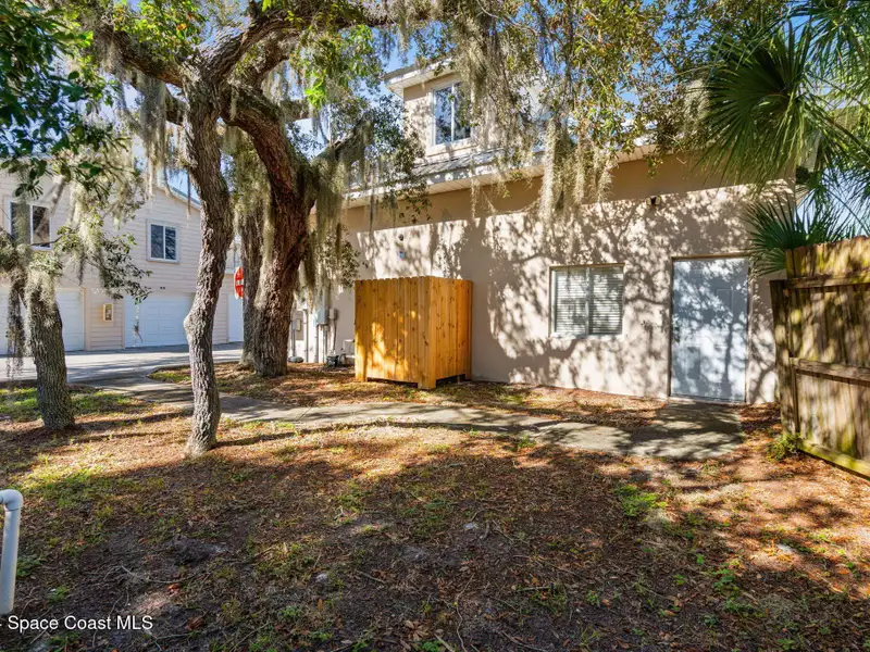 Turnkey 17-unit Storage Facility in Prime Melbourne Location